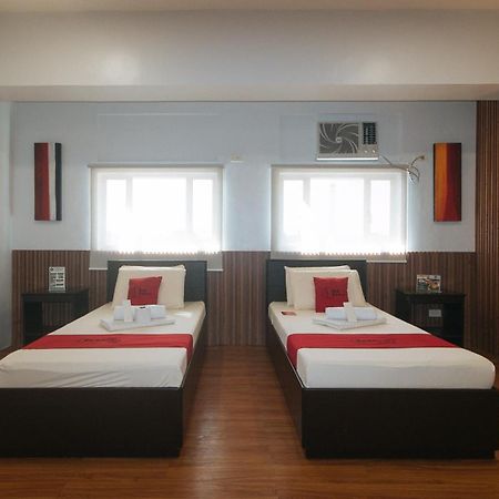 Reddoorz At Bp International Powerhouse Inc Near Sm Manila Hotel Exterior photo